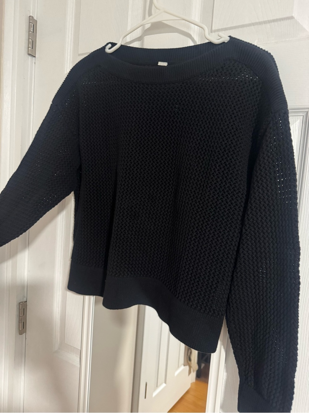 Old Navy Black Women's Open Knit Boatneck Sweater